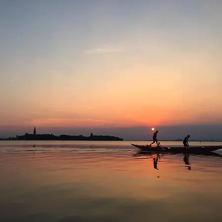 Relais Alberti 4* البندقية-ليدو