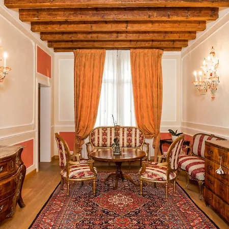 Relais Alberti 4* البندقية-ليدو